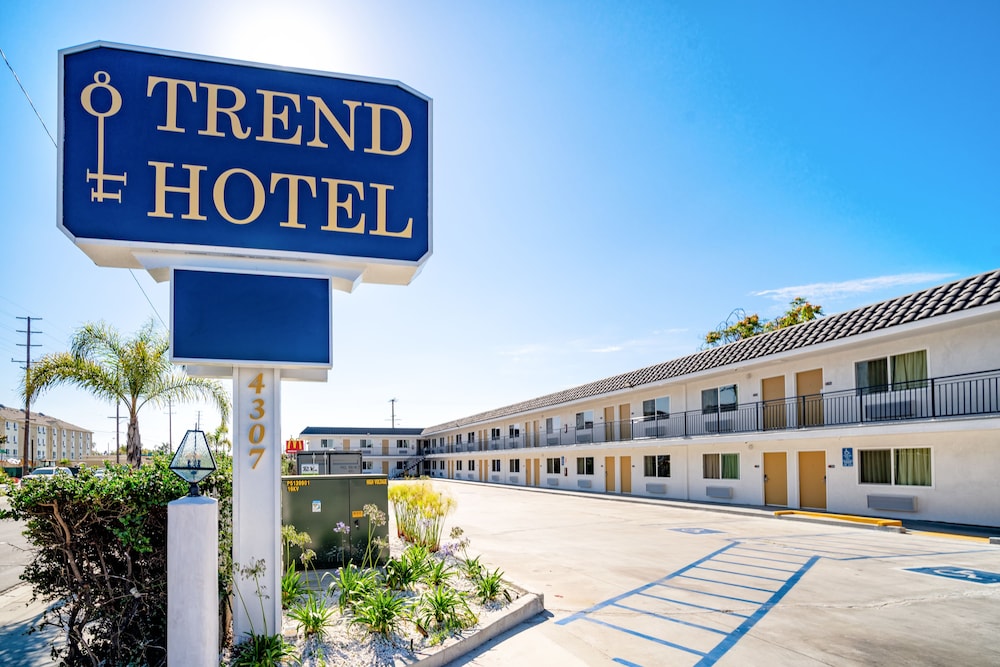 Trend Hotel at LAX Airport 1/46
