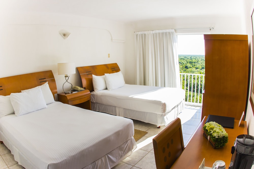 Coral Princess Hotel & Dive Resort 26/78