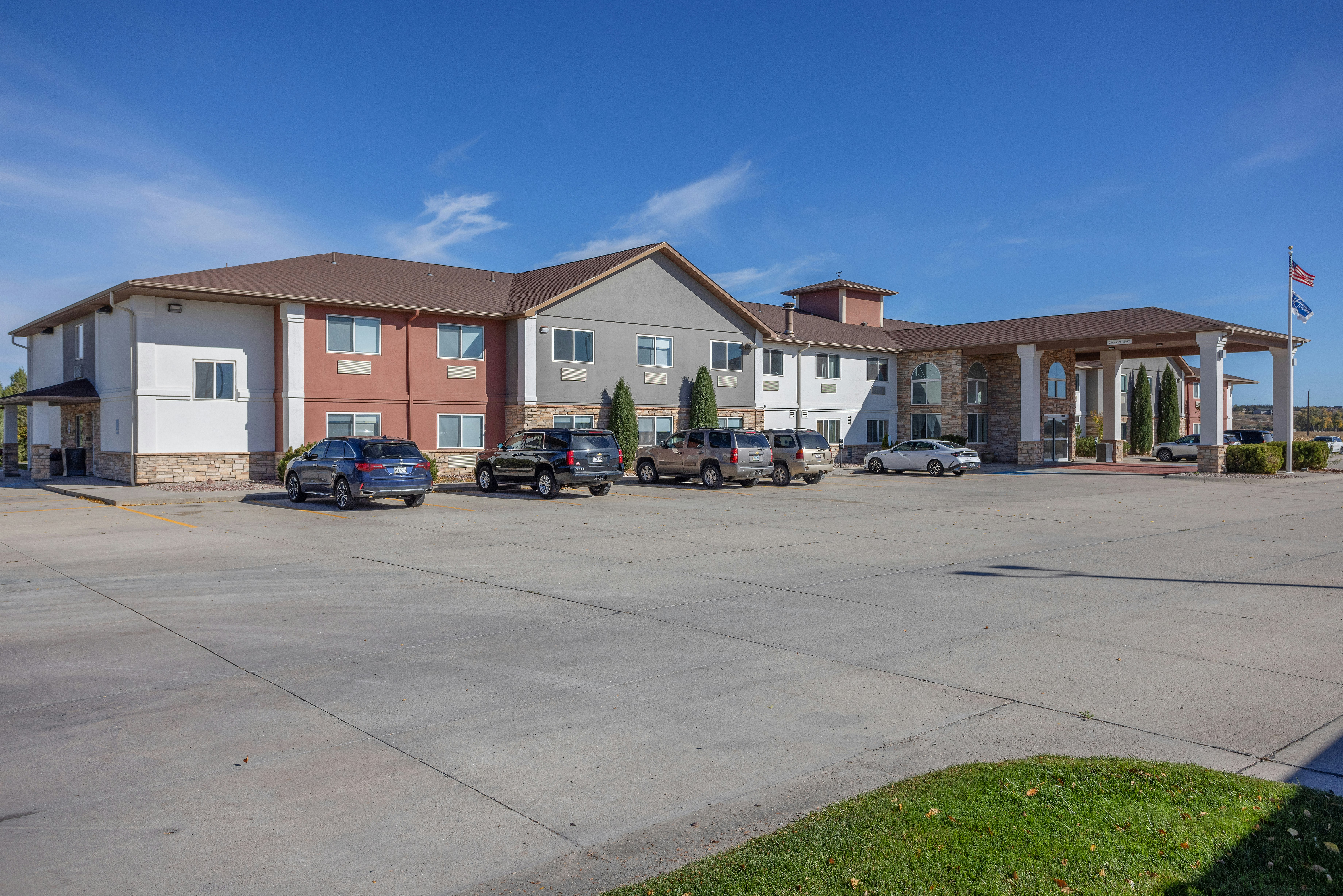 Holiday Inn Express & Suites Torrington 74/78