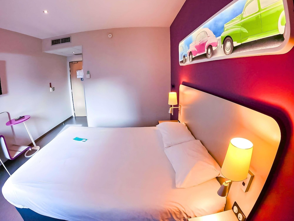 Ibis Styles Montbeliard Centre Velotte 27/68