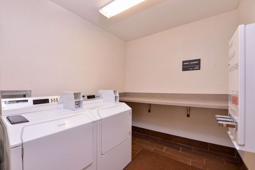 Hampton Inn York 25/48