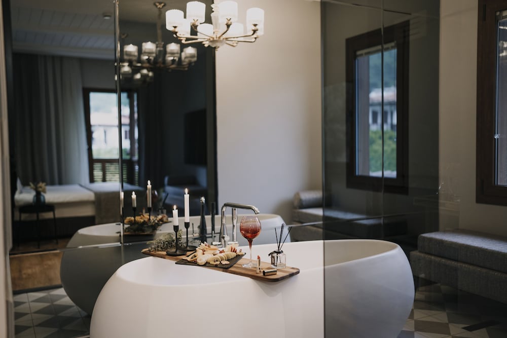Baleze Boutique Hotel 42/50