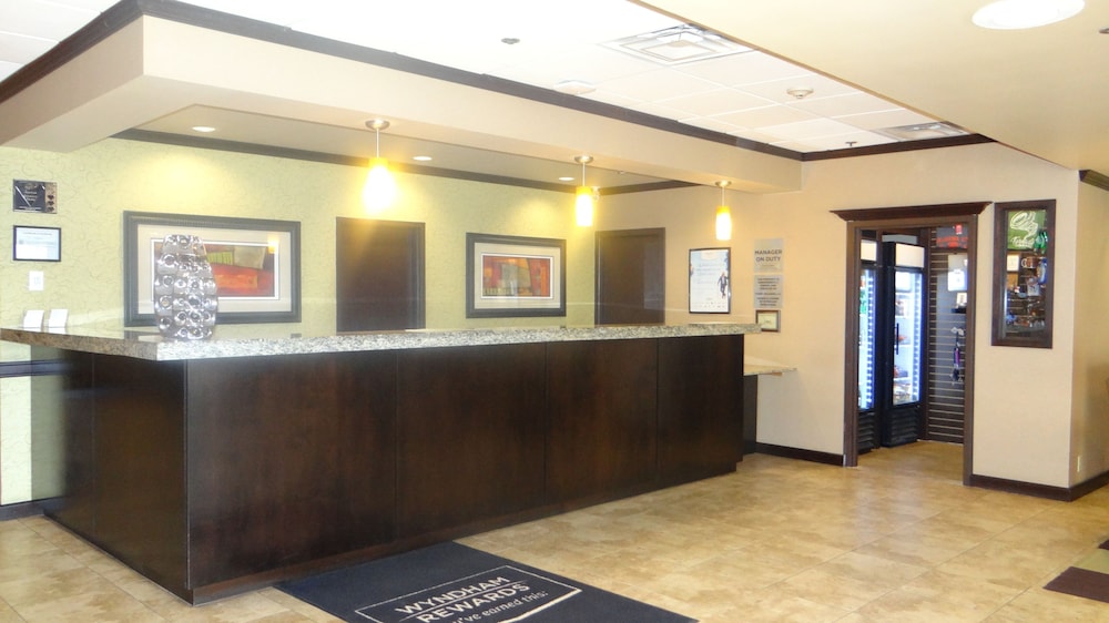 Wyndham Garden Oklahoma City Airport Bricktown Fairground 6/45