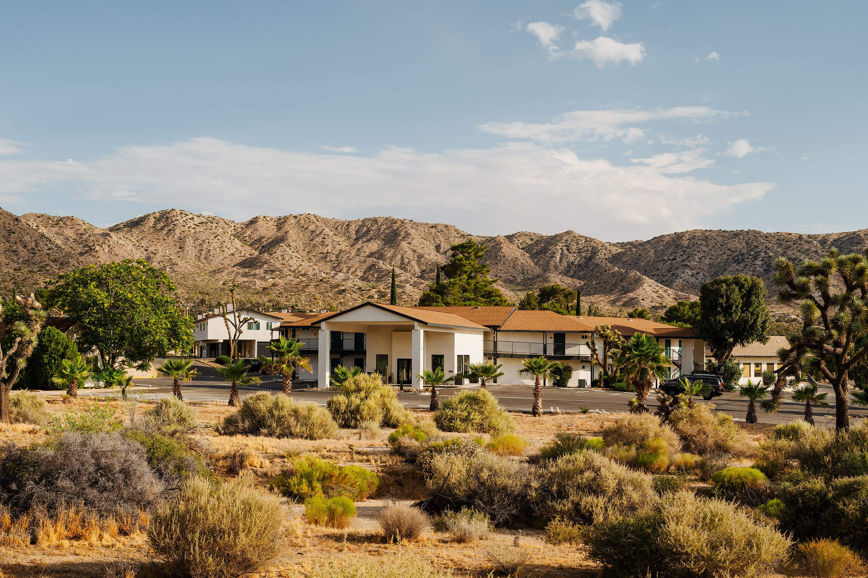 Yucca Valley/Joshua Tree Hotel 51/58
