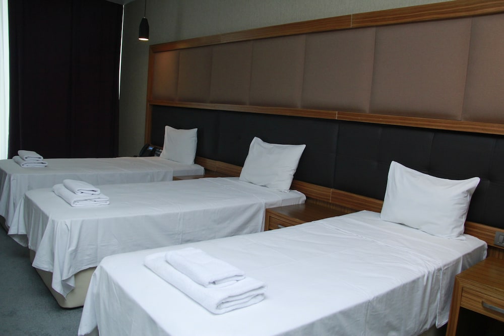 Room at Sky Hotel Baku, BAKU