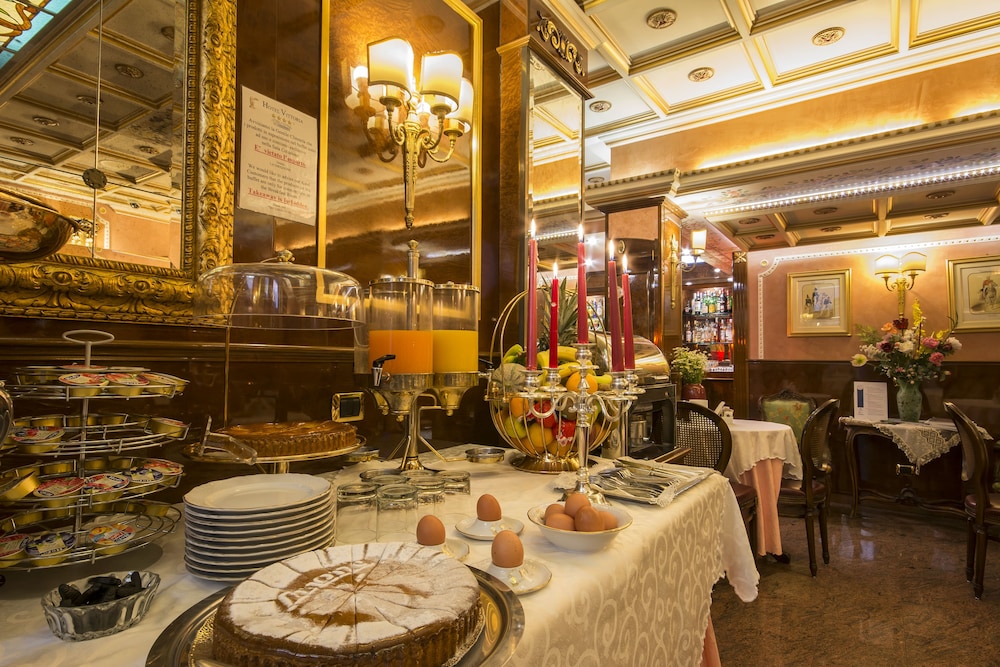 Hotel Vittoria 34/50