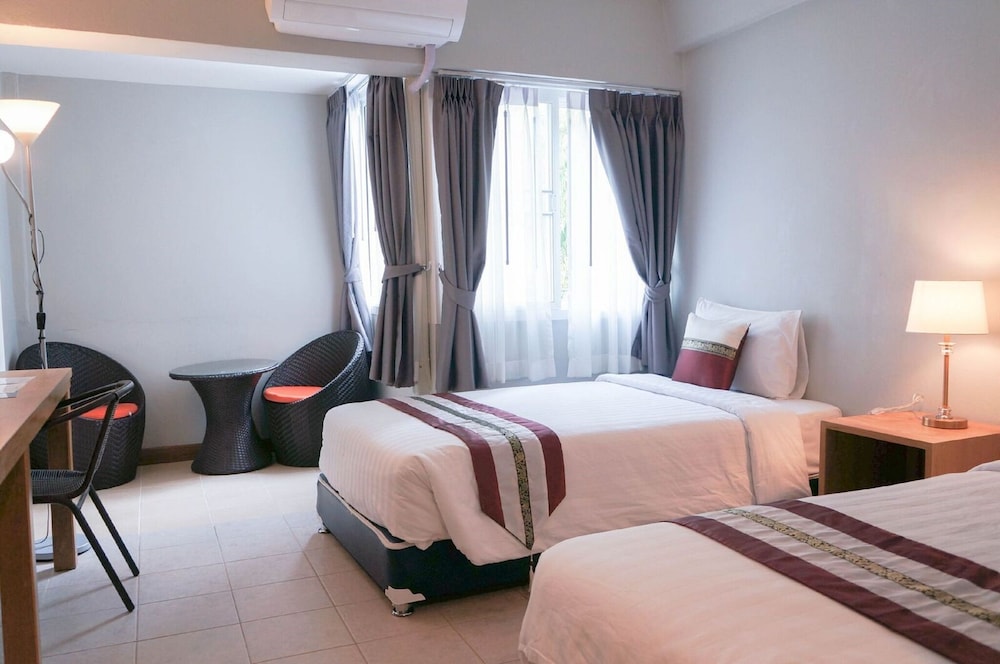RATANA HOTEL CHIANG MAI 13/49