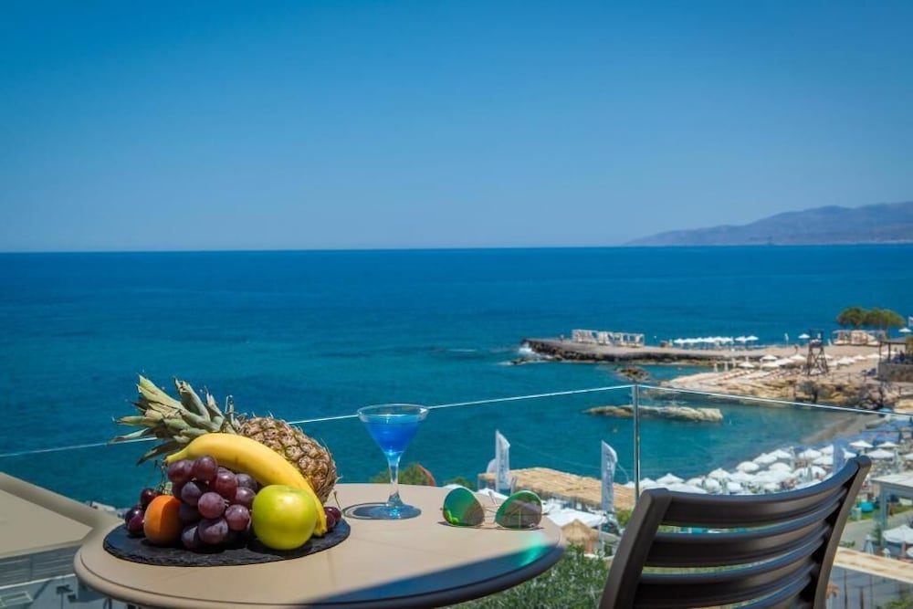 Mari Kristin Beach Hotel Adults Only 58/61