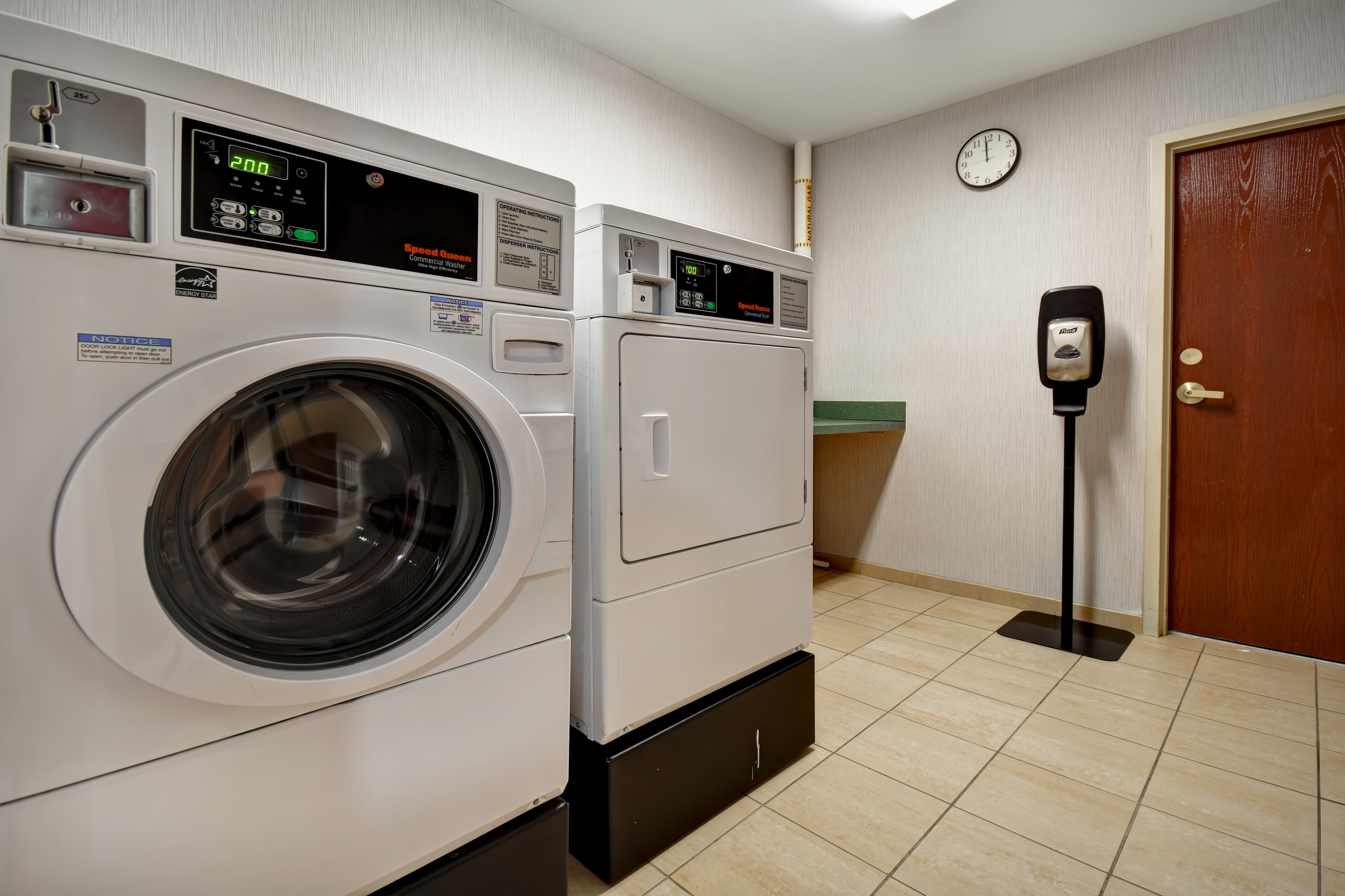 Holiday Inn Express Newport North - Middletown 30/49