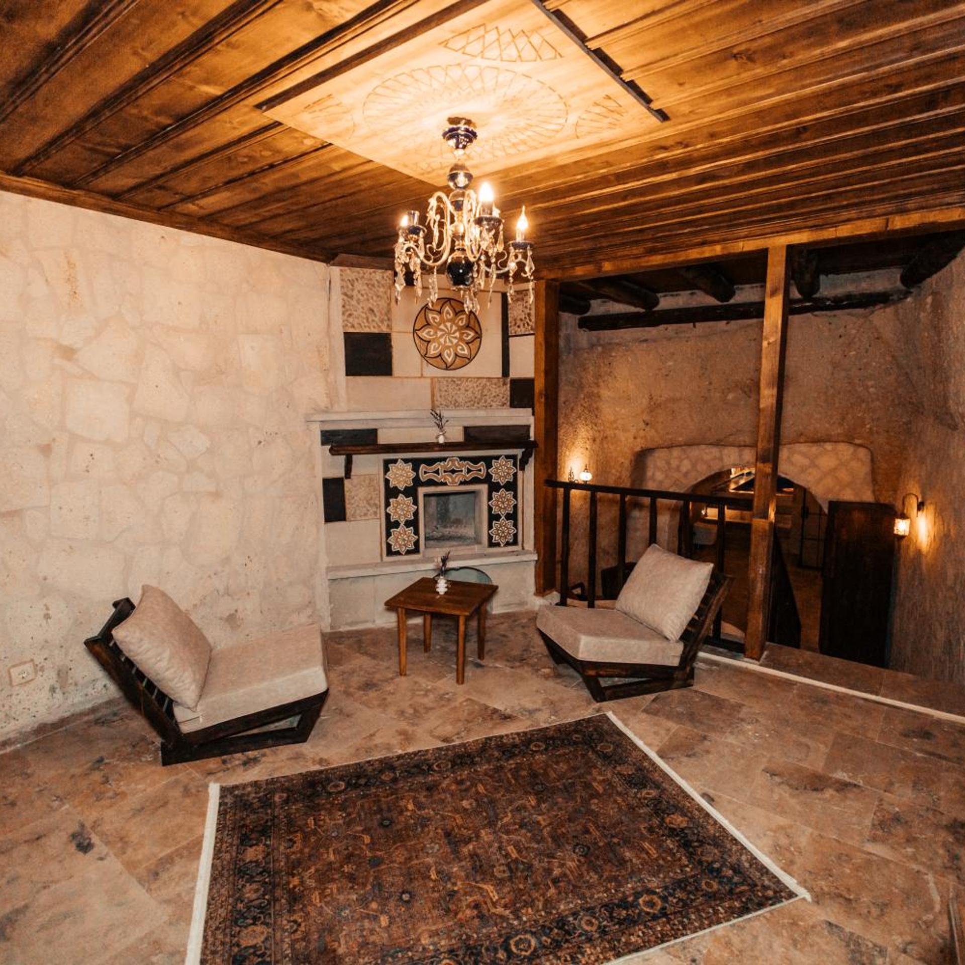 Vanessa Cave House 36/49