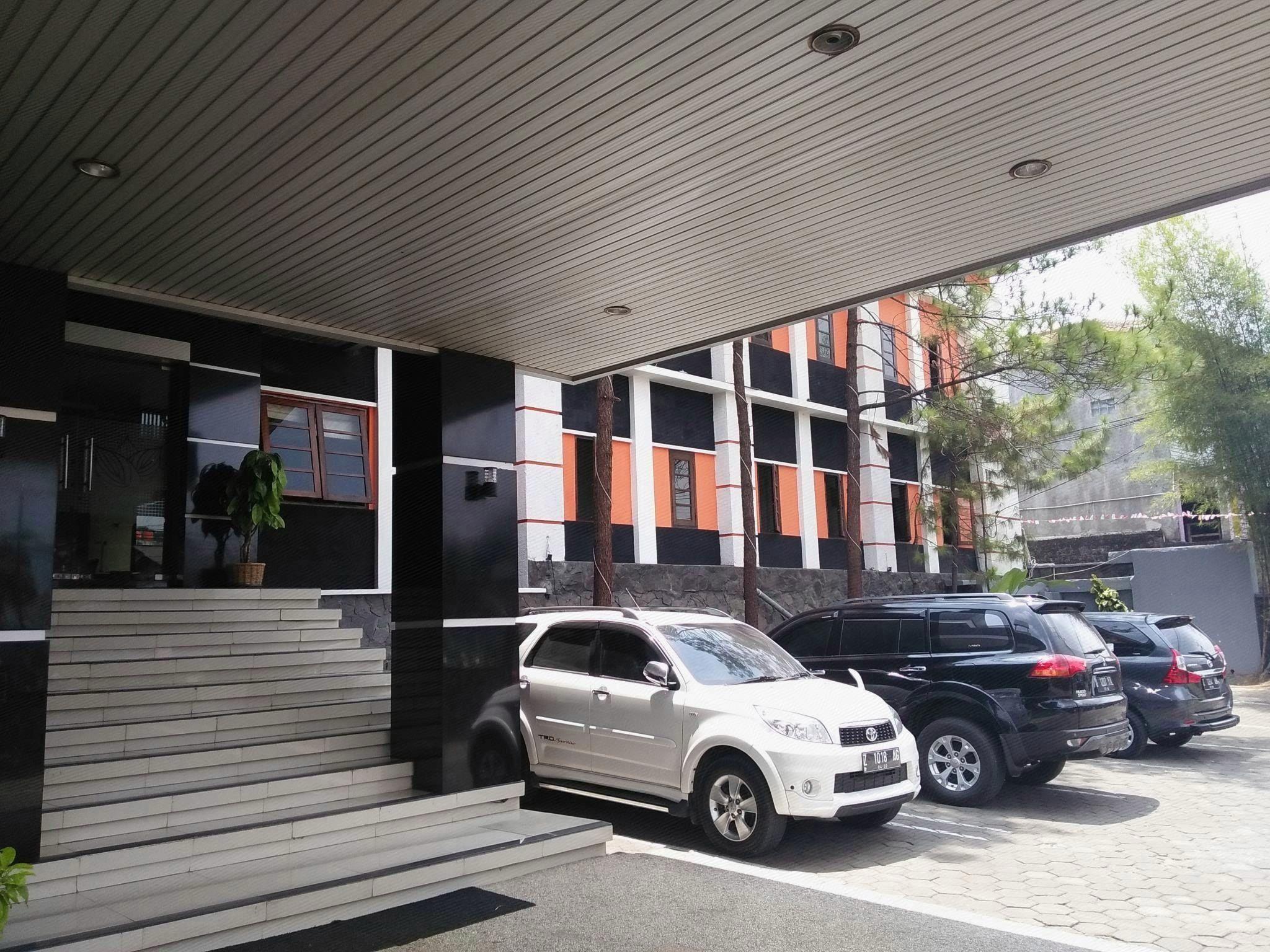 Hotel Emaki Jatinangor 28/31