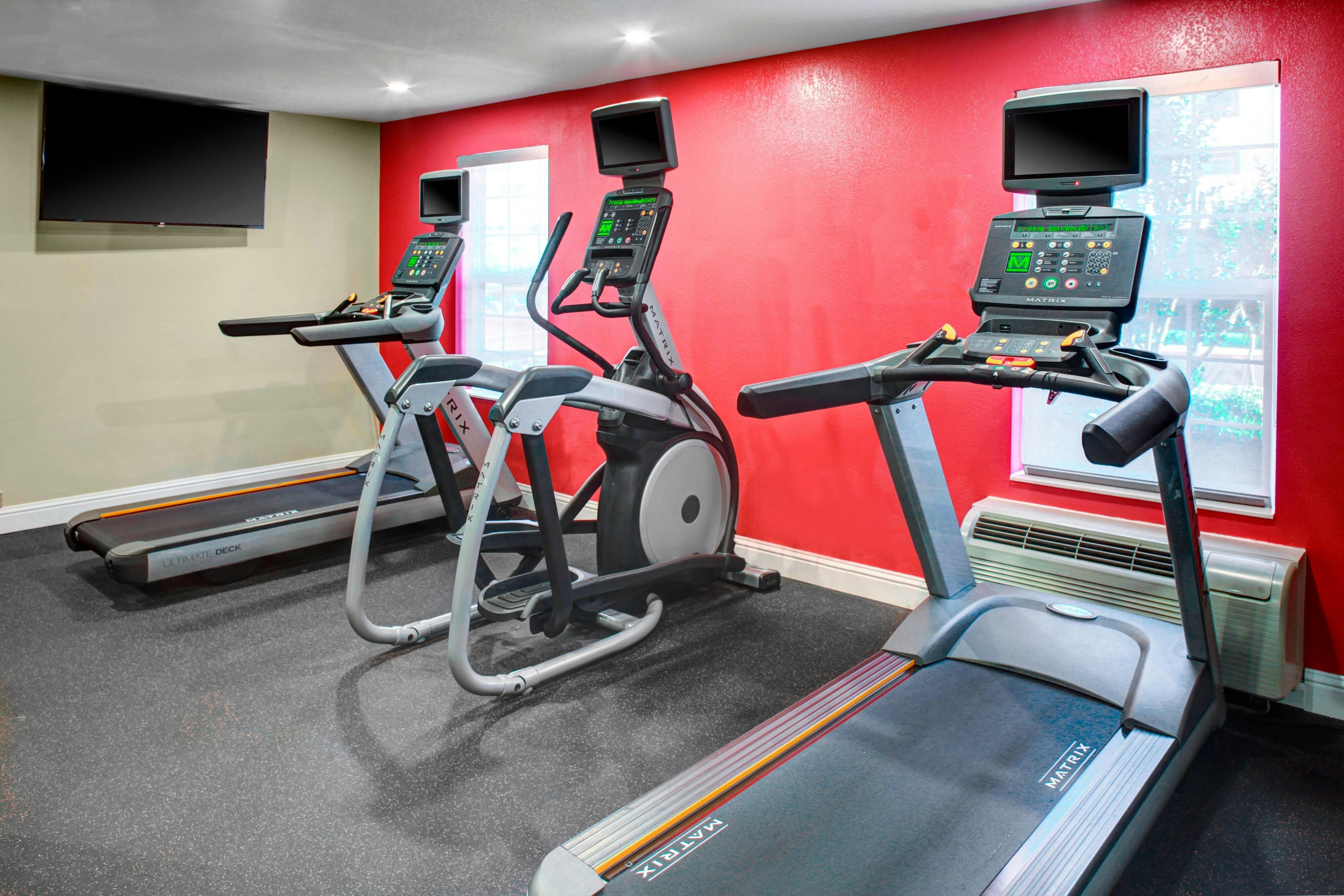 TownePlace Suites by Marriott Fresno 18/36