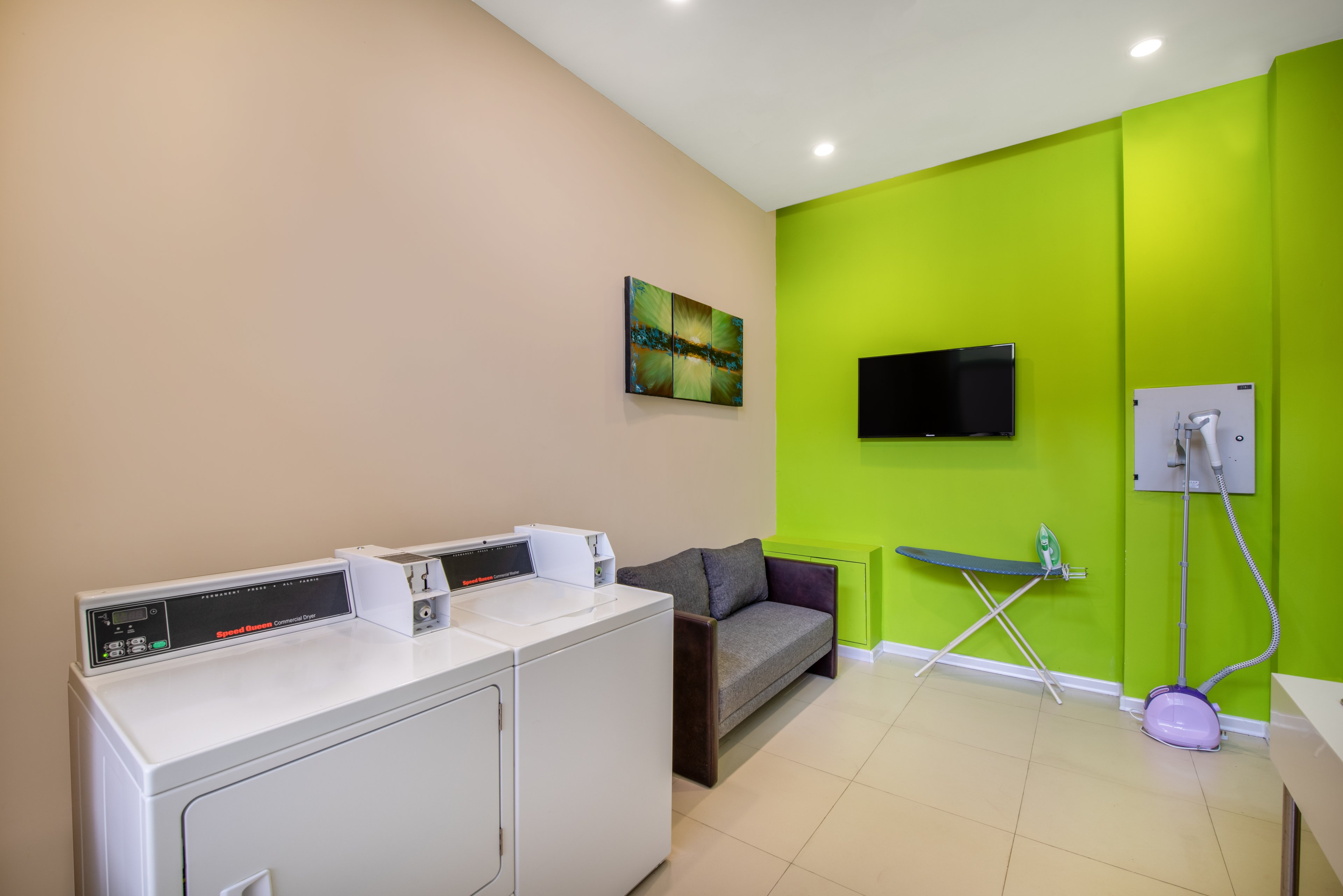 Holiday Inn Express Ordos Dongshen 9/33