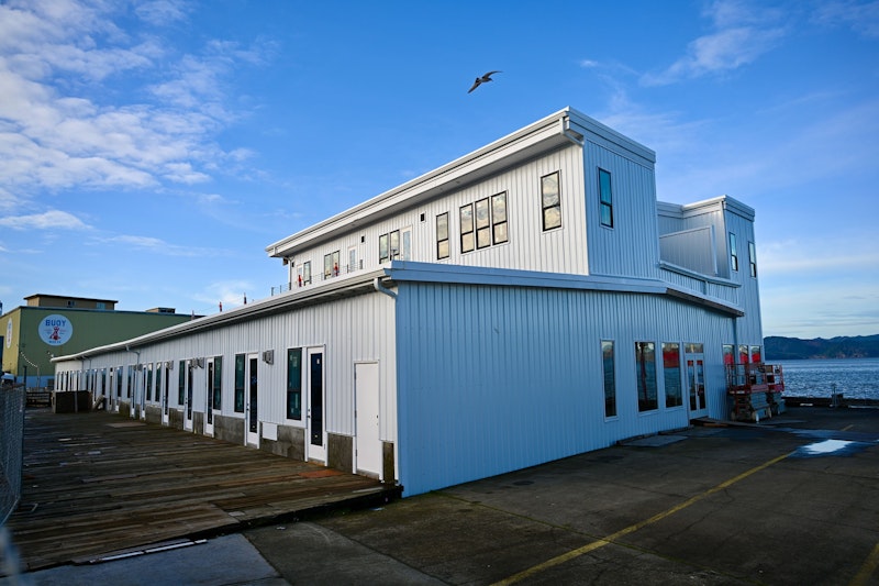 Bowline Hotel 5/30