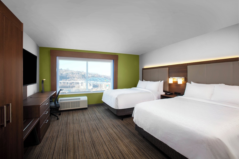Standard, 2 Queen Beds