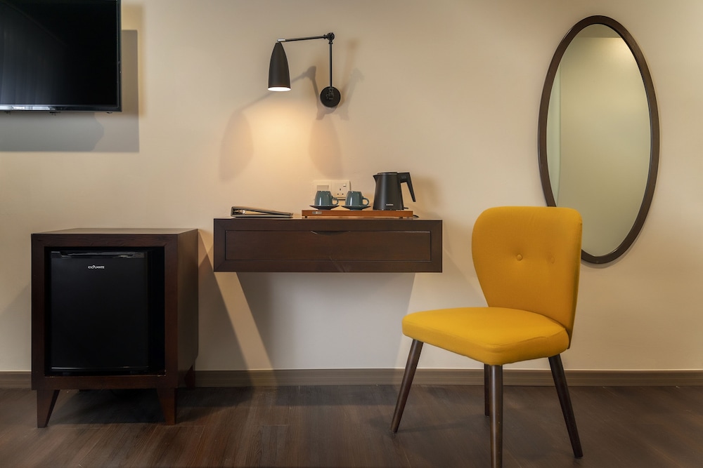East Riverine Boutique Hotel 43/45