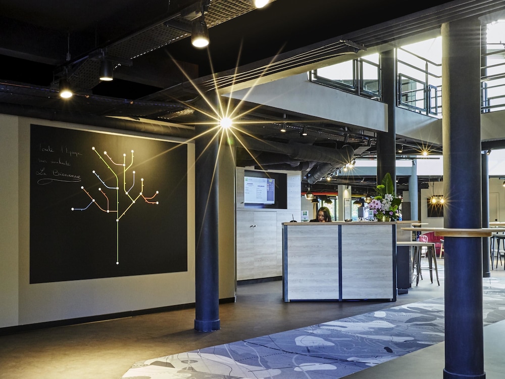 Ibis Styles Evry Lisses 6/48