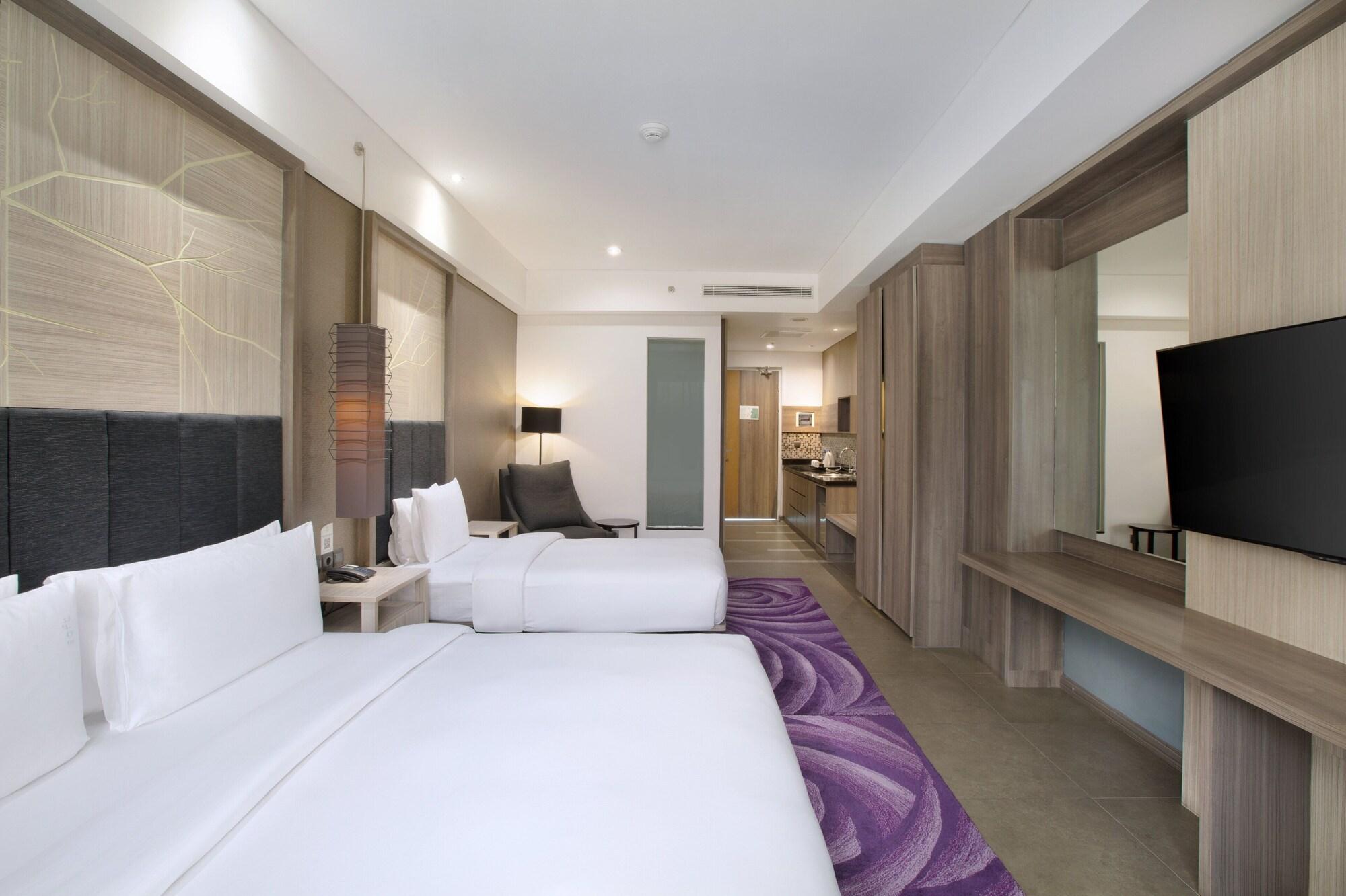 Family, Multiple Beds