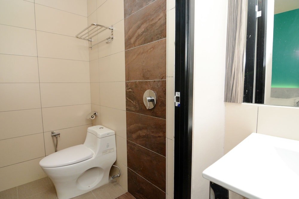 Eco Garden Hotel 16/36