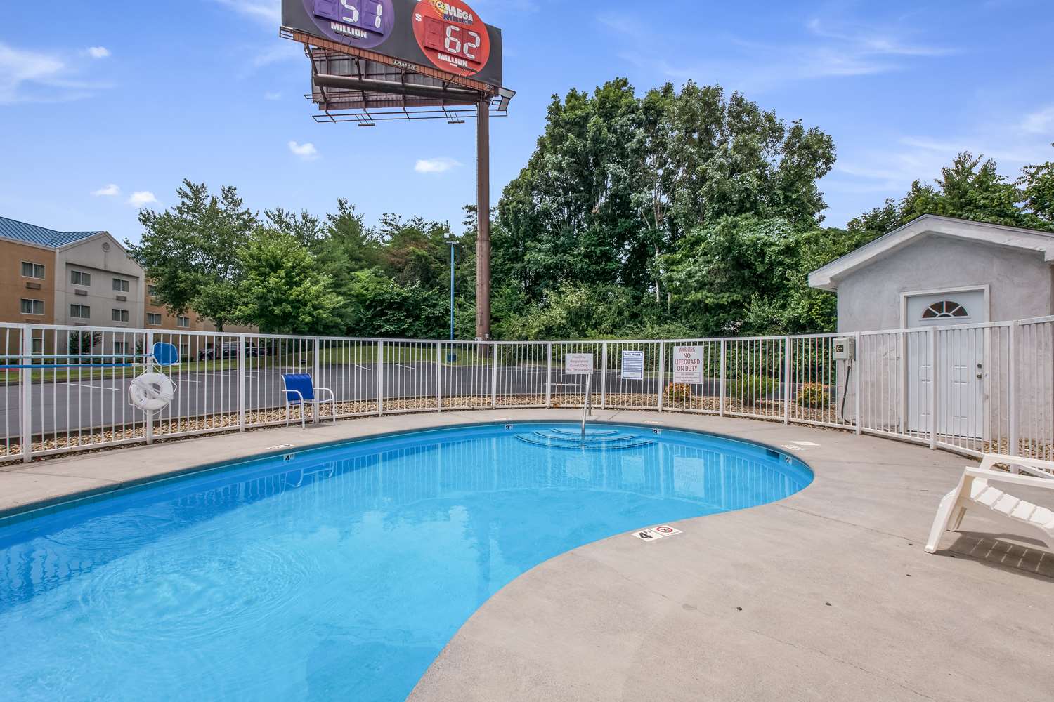 Americas Best Value Inn Knoxville East 10/15