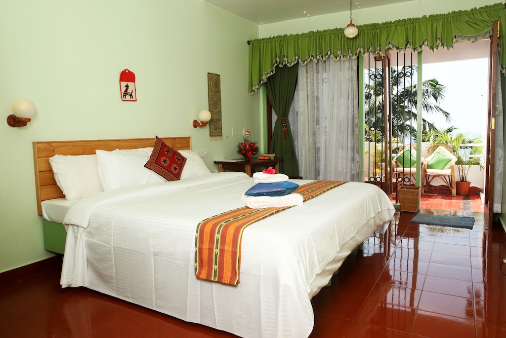 DELUXE, SINGLE, SEA VIEW