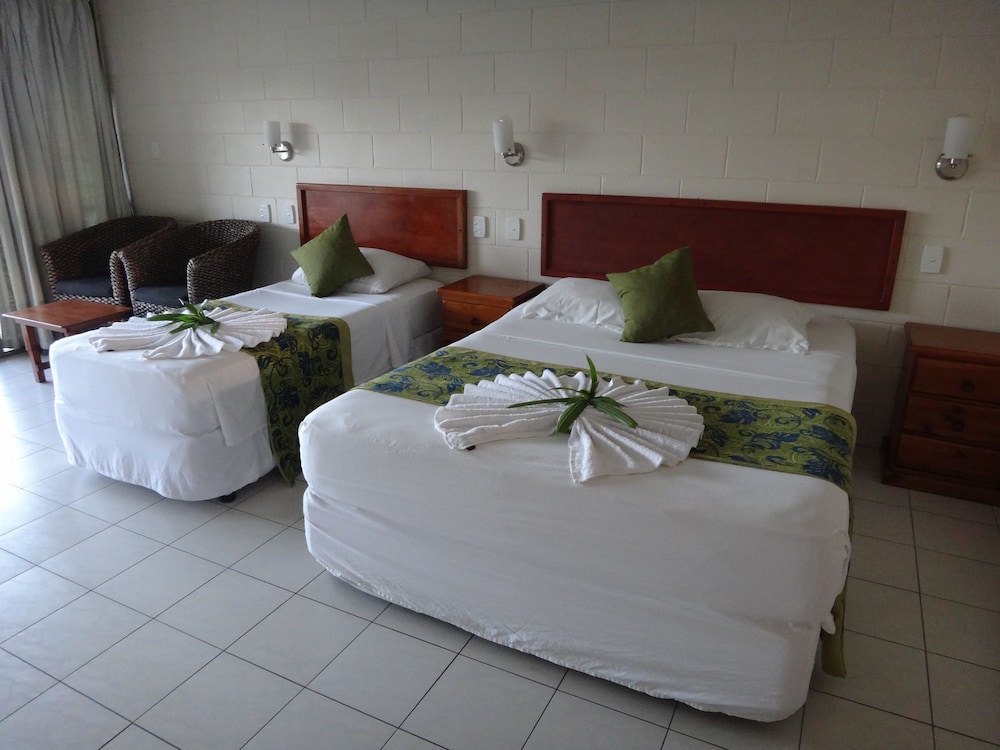 Hotel Millenia Samoa 15/50