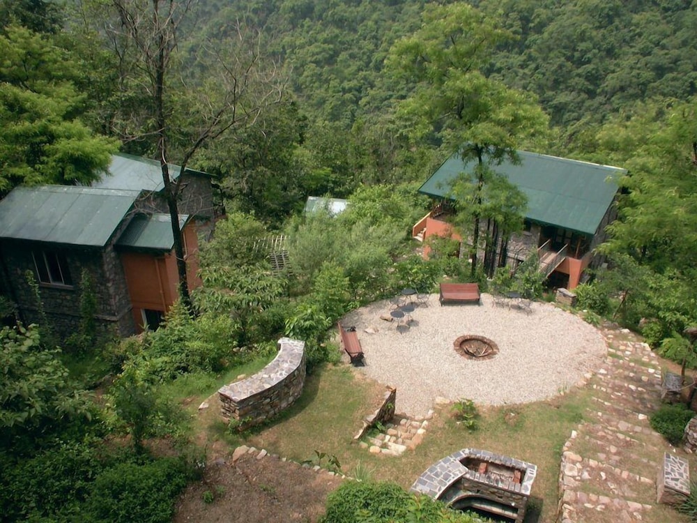 Neemrana's Glasshouse on the Ganges - 21st Century, Rishikesh 27/33