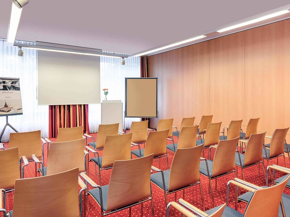 Mercure Hotel Duesseldorf Ratingen 63/66