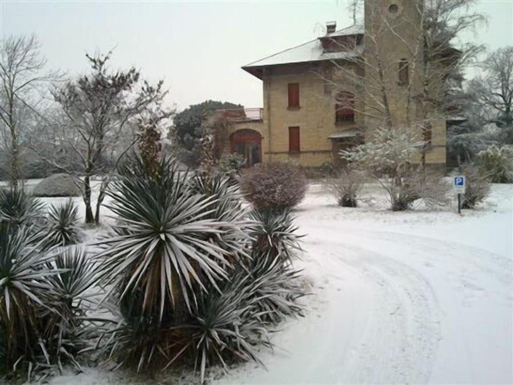Albergo Villa & Roma 37/49