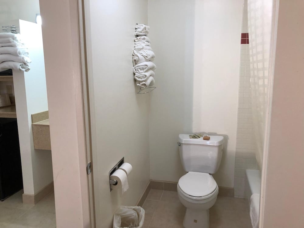 Luxury Inn 41/44
