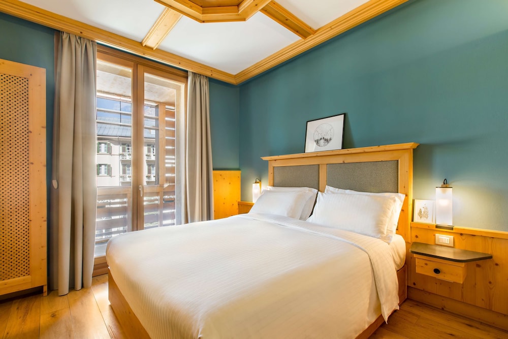 Radisson Residences Savoia Palace Cortina d’Ampezzo 12/65