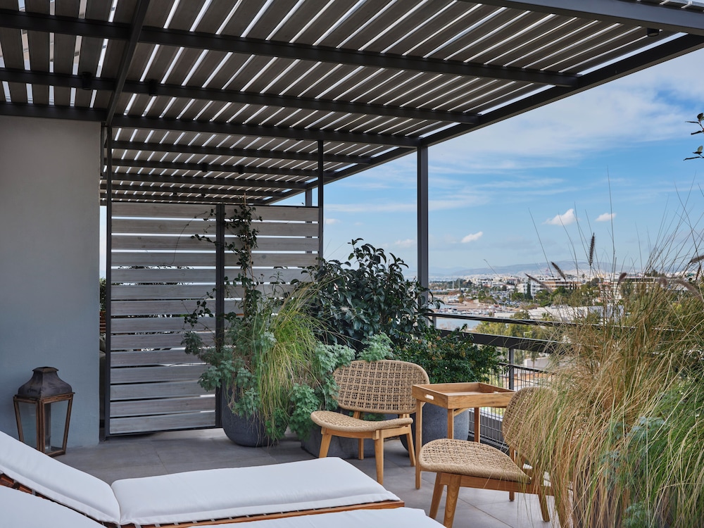 Sea View Cityscape Hotel 39/71