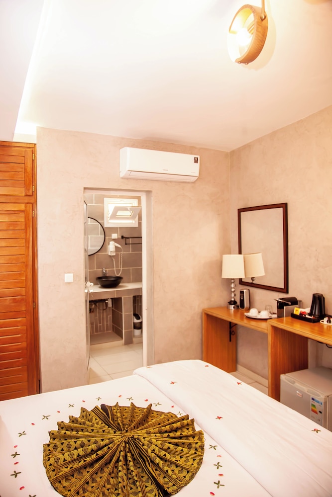 Minotel Les Flamboyants 21/50