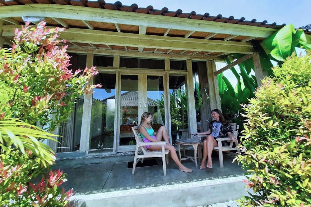Villa Alisha Pererenan Canggu by ZUZU in Munggu