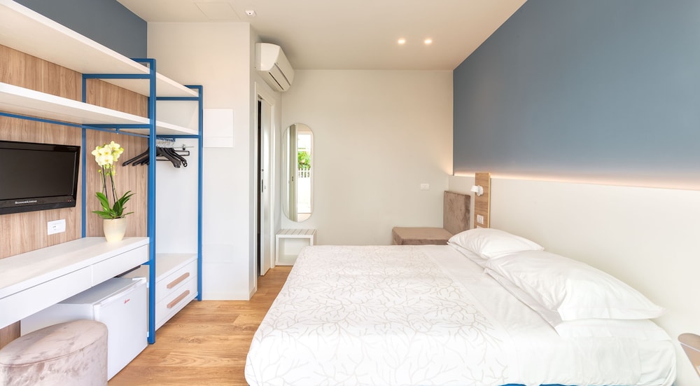 Hotel Gemma 7/50