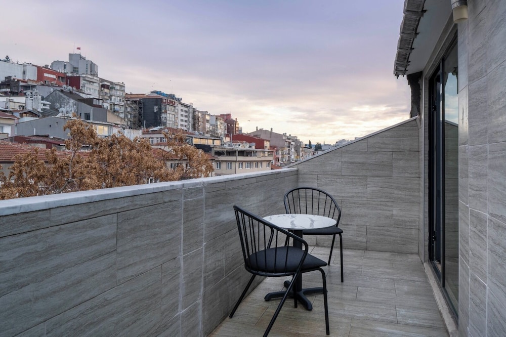 Actuel Life Hotel 40/46
