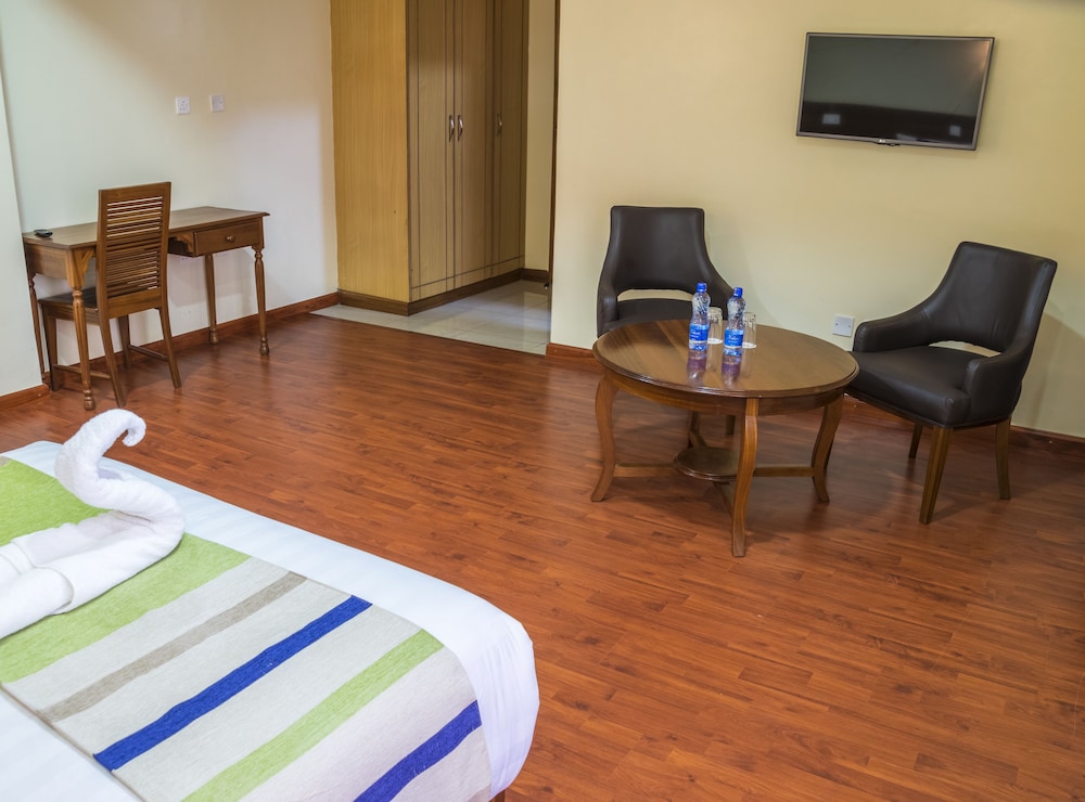 Eastmark Hotel 12/46