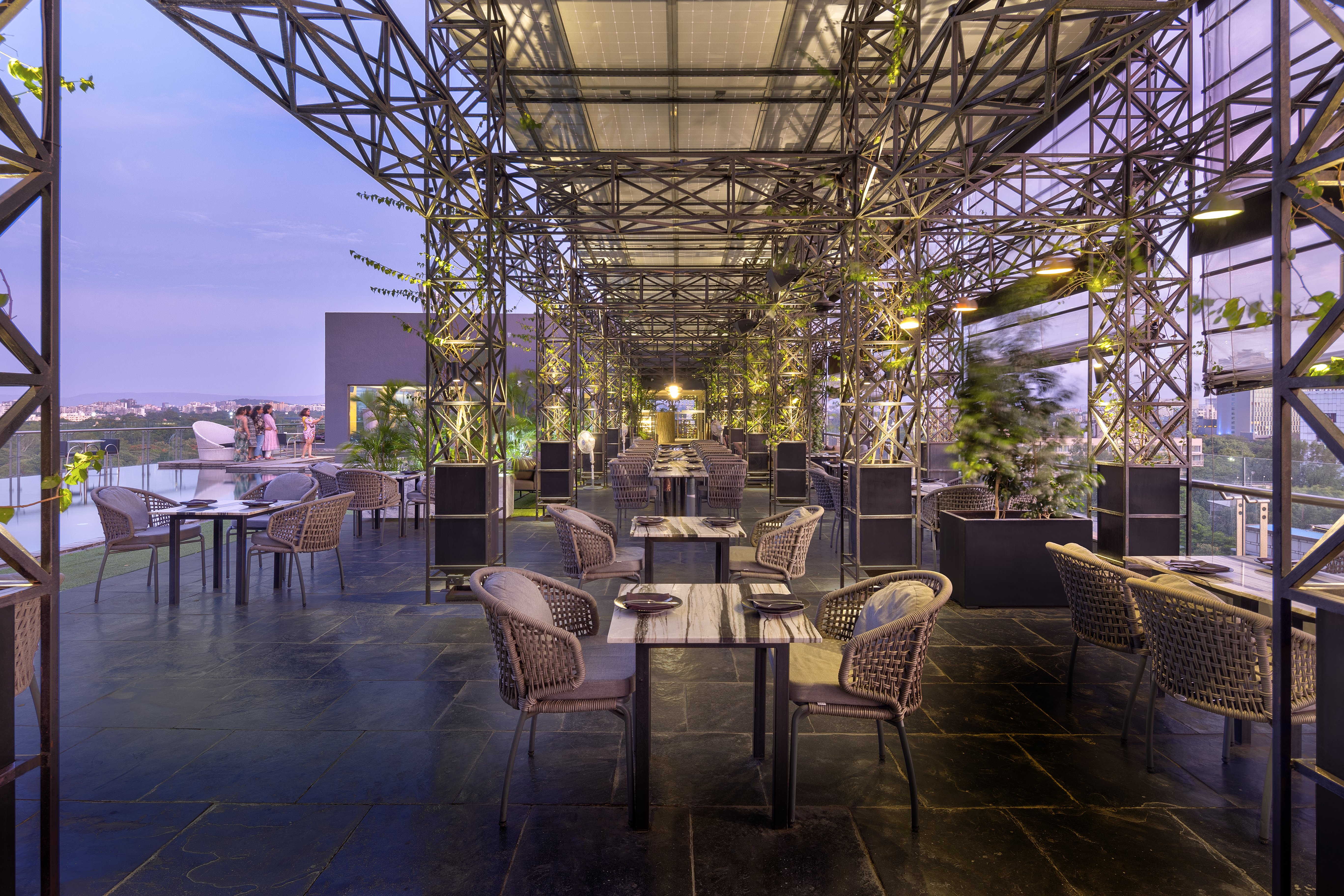 The O Hotel 38/50