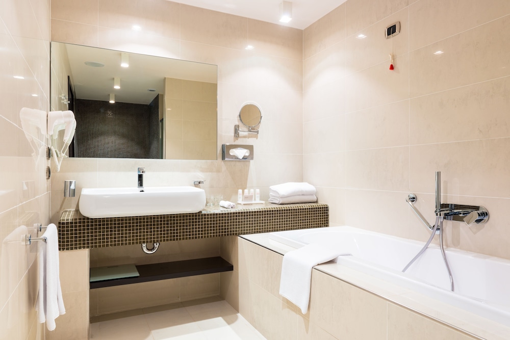 RADISSON BLU HOTEL N DJAMENA 44/46