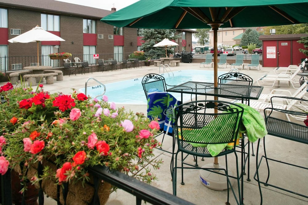 Foothills Inn 12/22