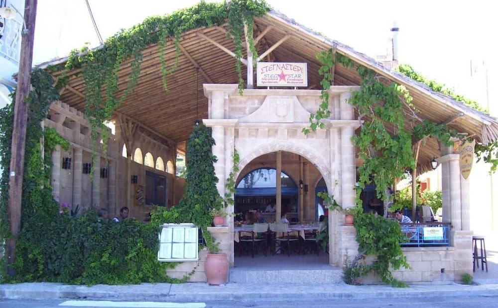 Stegna Star Apartments photo3