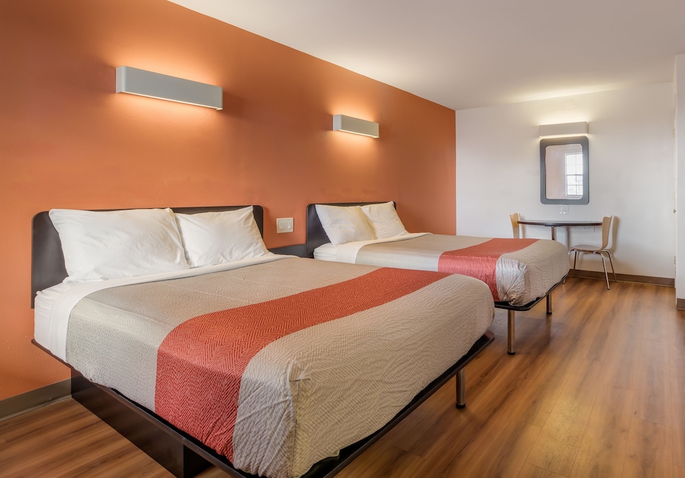 Motel6 Beaumont, TX 29/61