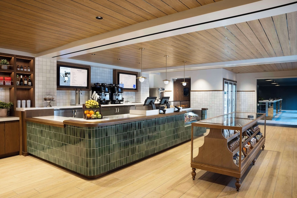 Hyatt Regency Greenwich 11/62