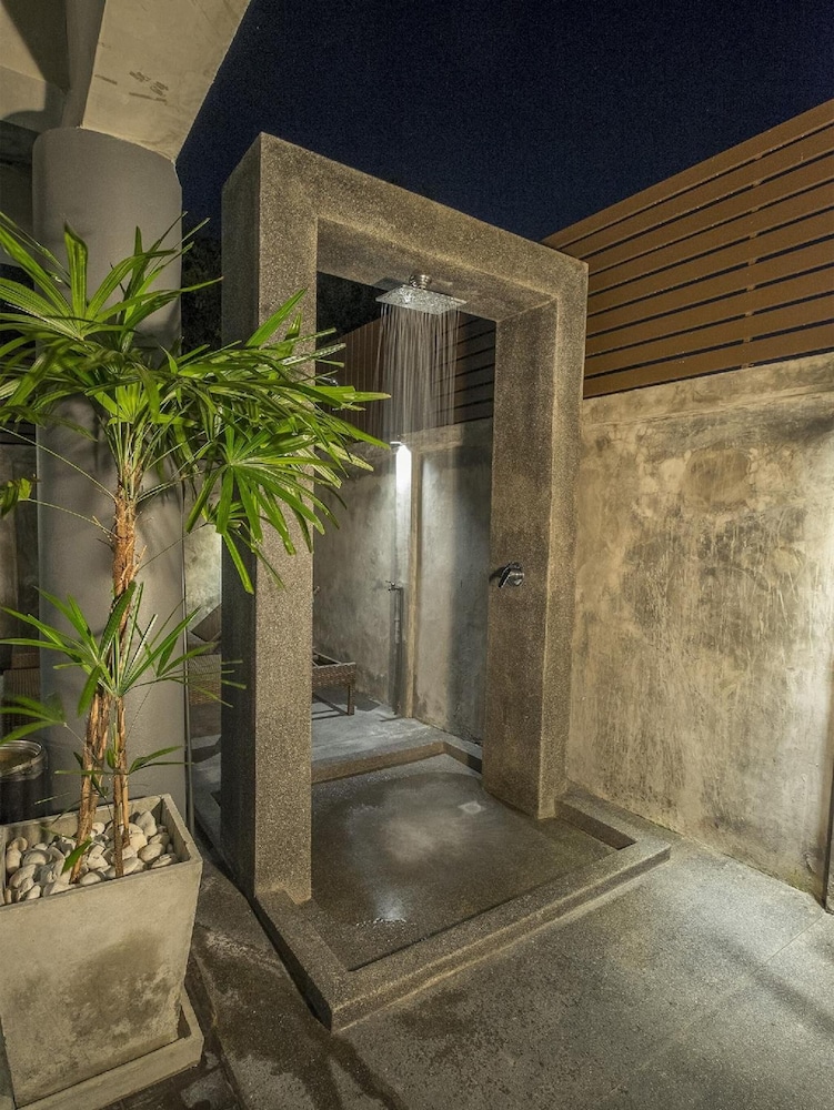 Thapae Loft 52/66