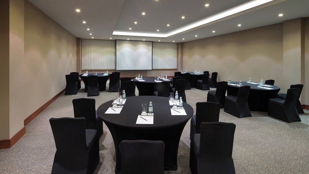 InterContinental Bahrain by IHG 66/77