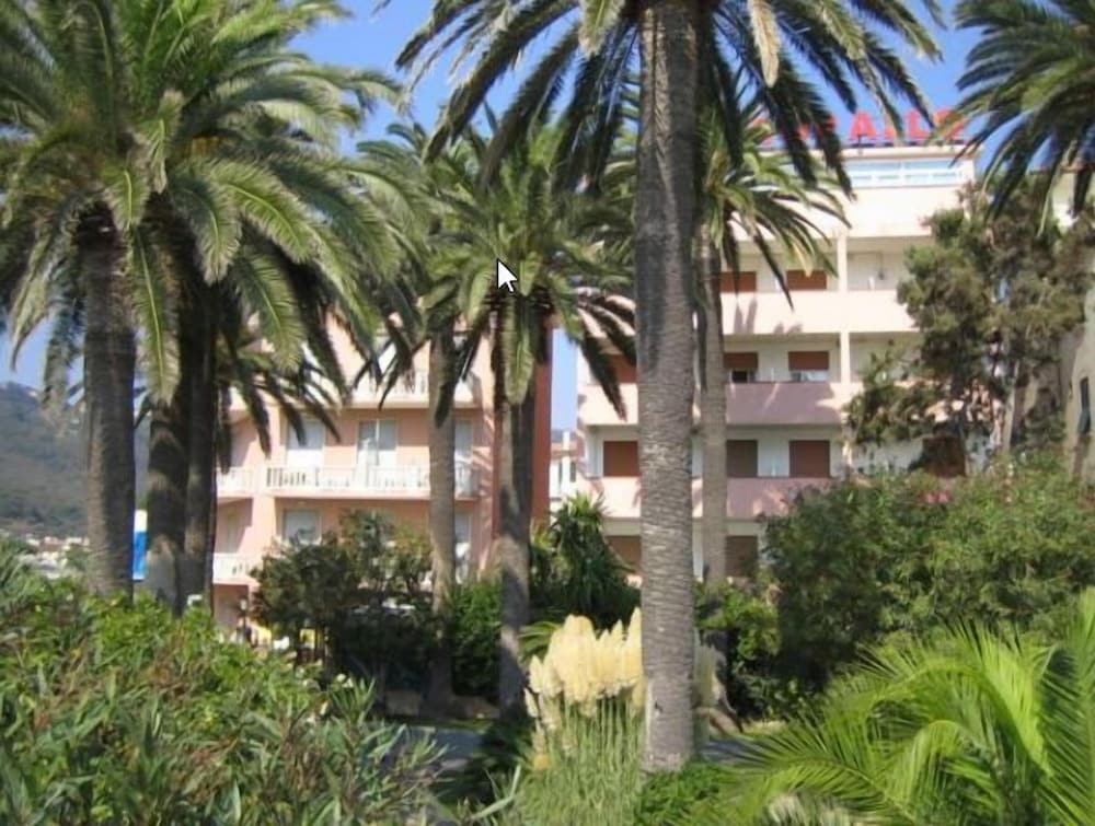 Hotel Corallo 28/33