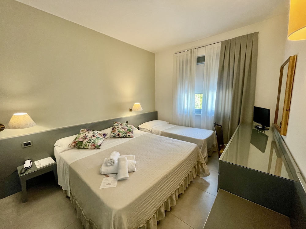 Hotel Alfieri 38/76
