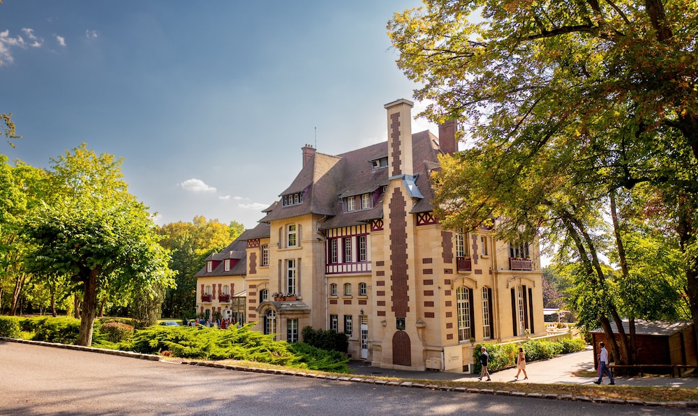 Chateau de La Tour 64/72