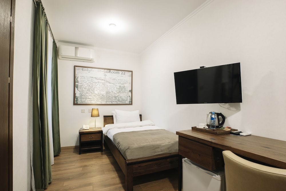 غرفة قياسية مفردة بسرير فردي، Citadel Narikala Hotel 5/5