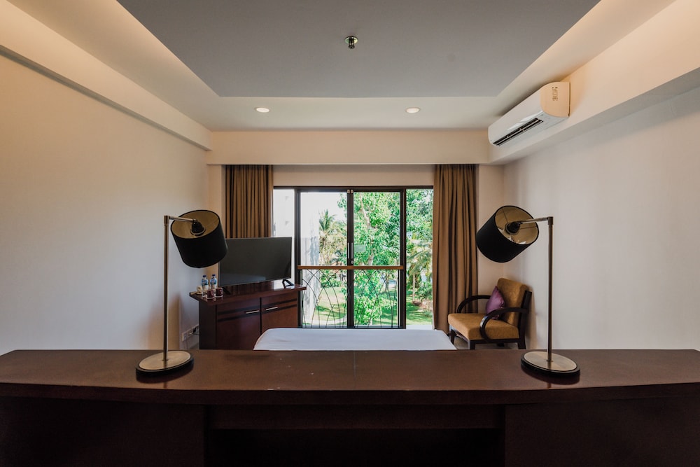Bintang Flores Hotel 23/65